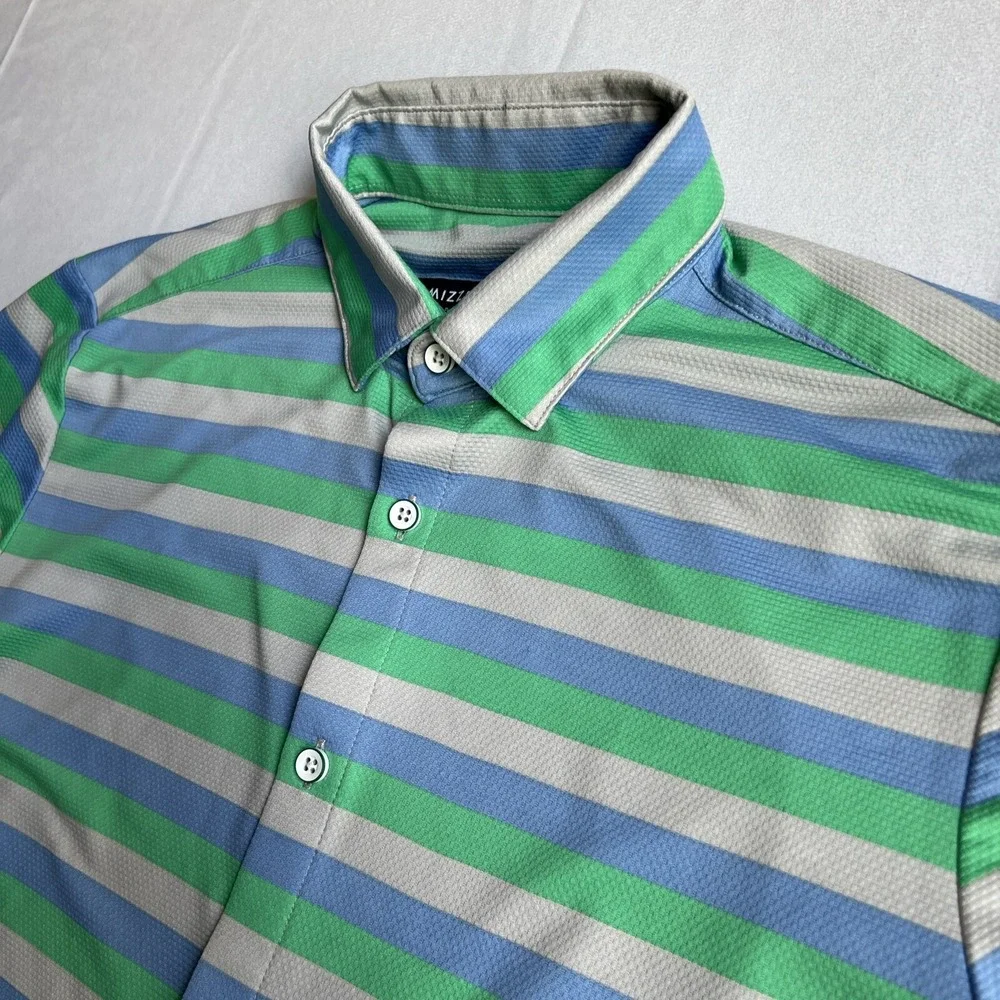 Mizzen+Main Shirt Mens Small Short Sleeve Button Up Halyard Multi Stripe Stretch